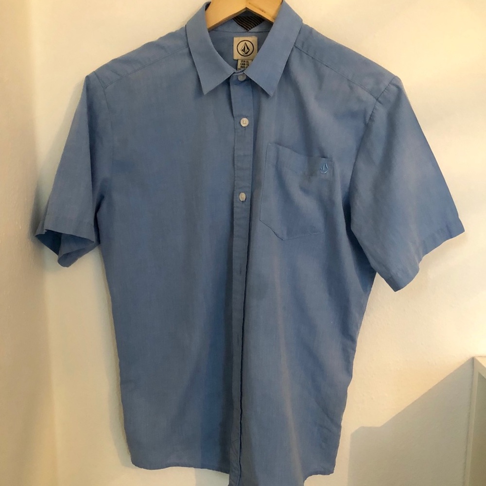 Volcom boys short sleeve blue dress shirt XL